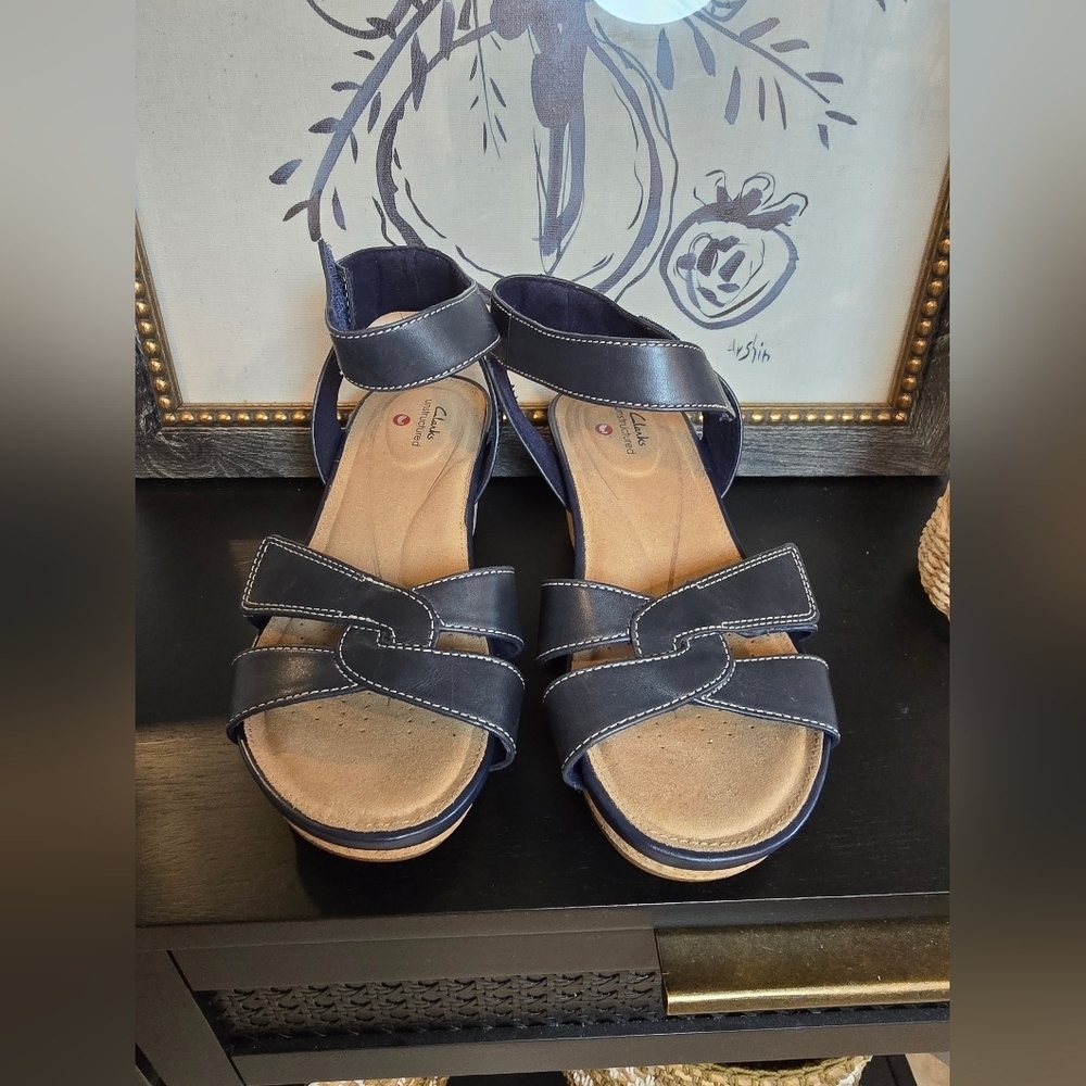 Clarks Women's Unstructured Slingback Capri Strap Wedge Navy Sandals 8 - Picture 3 of 8